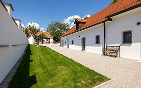 KonstantLiving Zillingtal, Apartments mit Elektrotankstelle